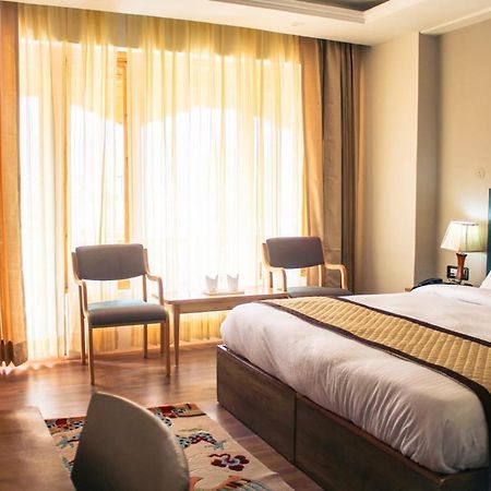 Kanishka Hotel Ladakh By Lexstays Leh Esterno foto