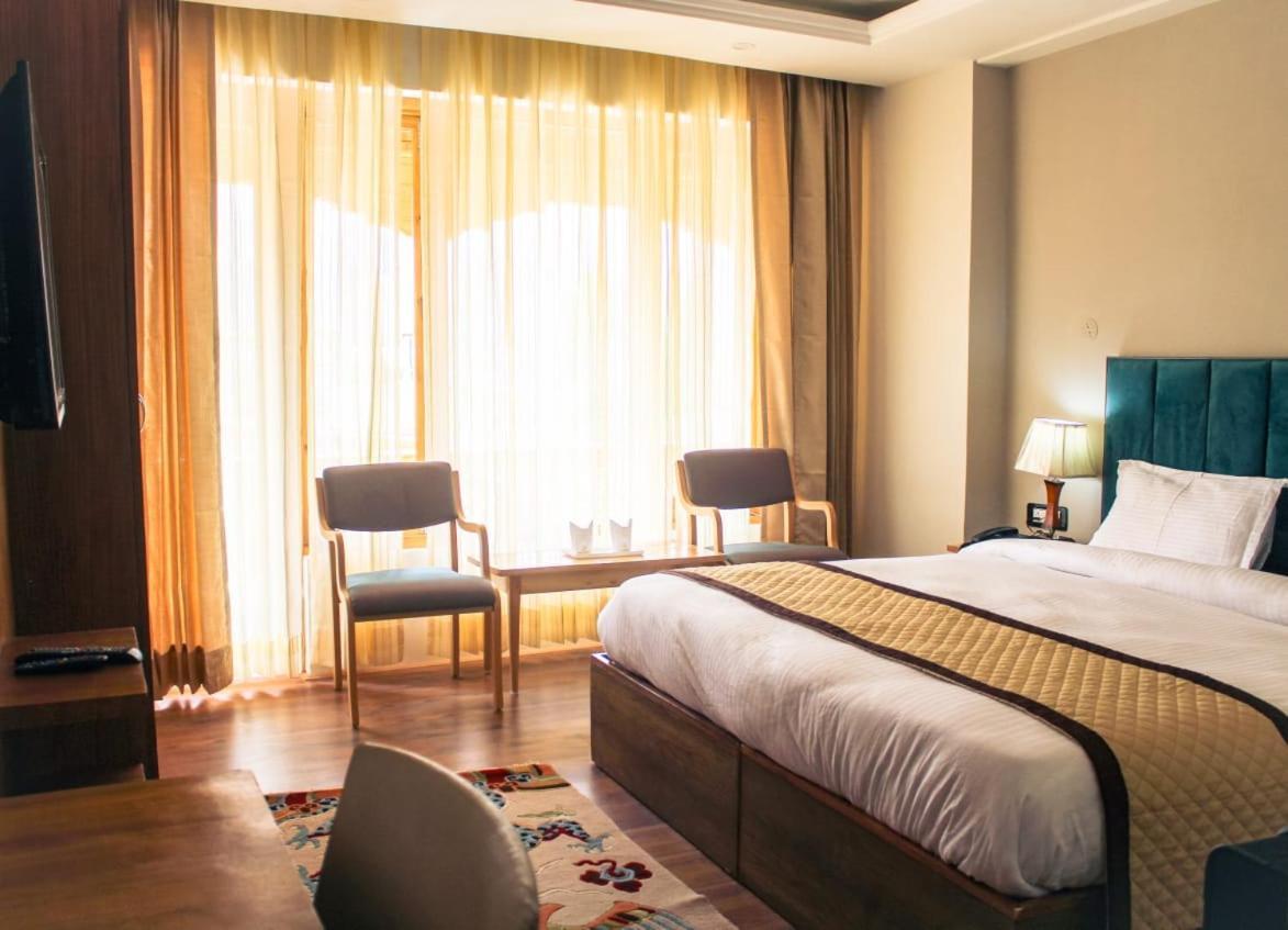 Kanishka Hotel Ladakh By Lexstays Leh Esterno foto