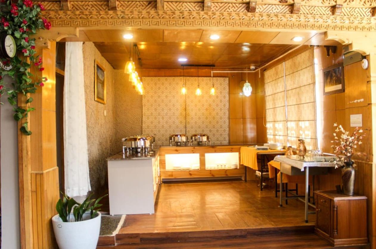 Kanishka Hotel Ladakh By Lexstays Leh Esterno foto